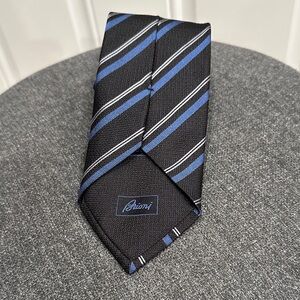 Brioni Elegant Black and Blue Striped Tie